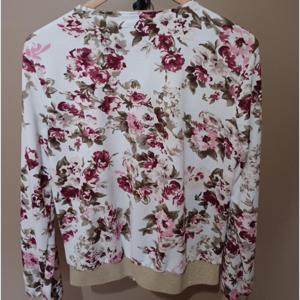 Cute jacket - Picture 2 of 2